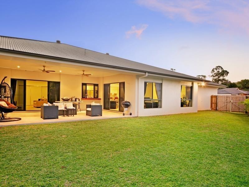 10 Bond Drive, Southside QLD 4570