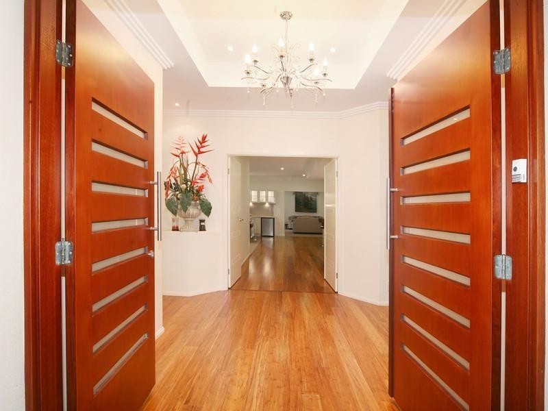 10 Bond Drive, Southside QLD 4570