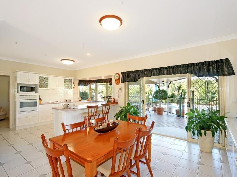 4 City View Drive, The Dawn QLD 4570