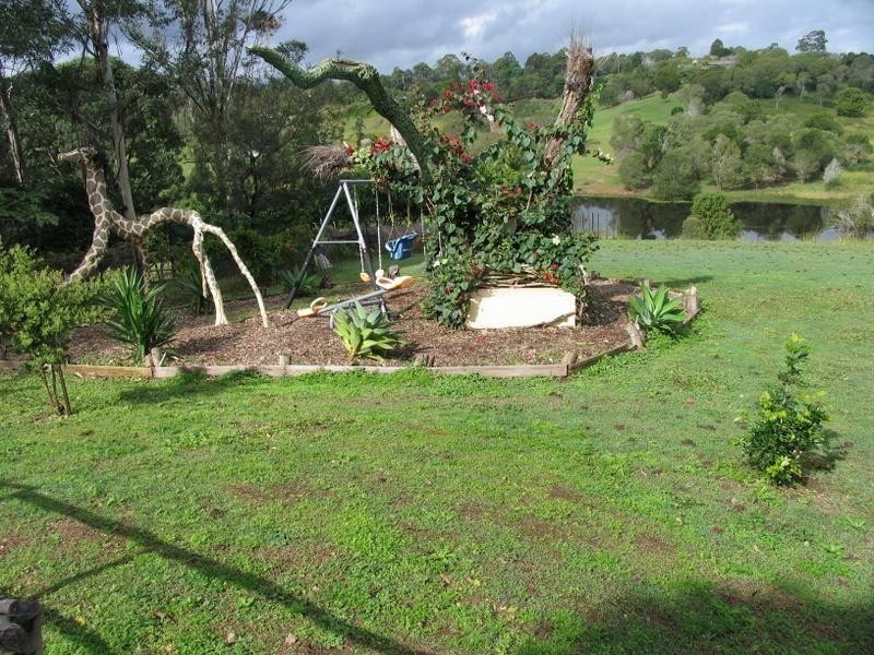 26 Hillview Road, Cedar Pocket QLD 4570