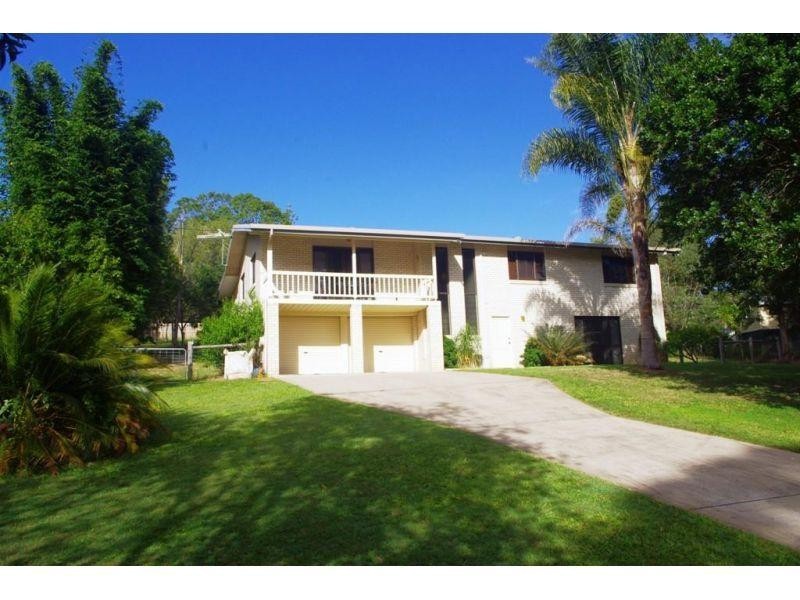 16 Davey Road, Southside QLD 4570