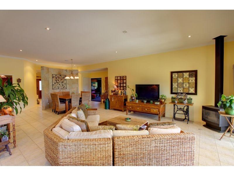 71 Atkinson Road, Araluen QLD 4570