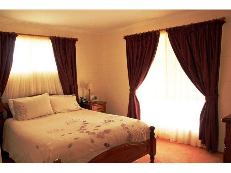 13 Kiaka Road, Lagoon Pocket QLD 4570