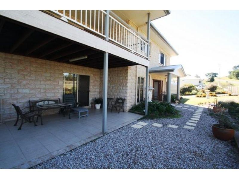 111 Rammutt Road, Chatsworth QLD 4570