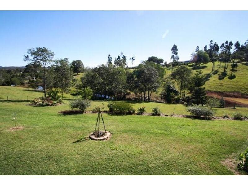 111 Rammutt Road, Chatsworth QLD 4570