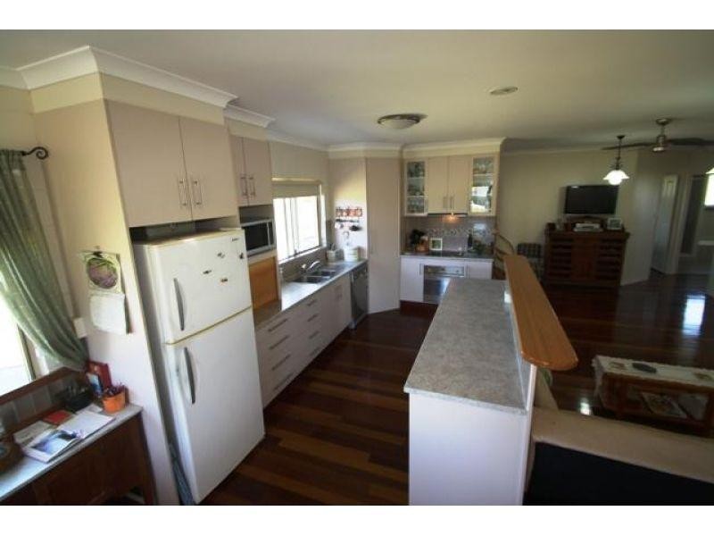 111 Rammutt Road, Chatsworth QLD 4570