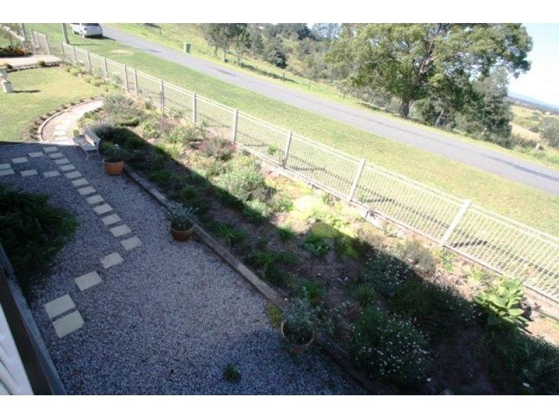 111 Rammutt Road, Chatsworth QLD 4570