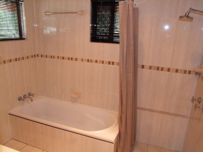 13 Sykes Rd, Glenwood QLD 4570