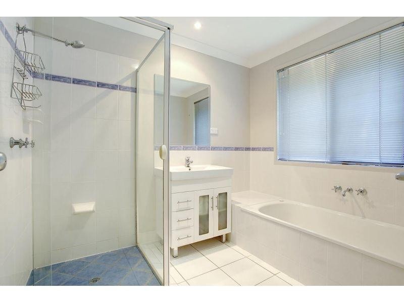 17  Haven Street, Southside QLD 4570