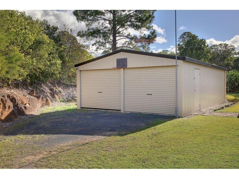 17  Haven Street, Southside QLD 4570