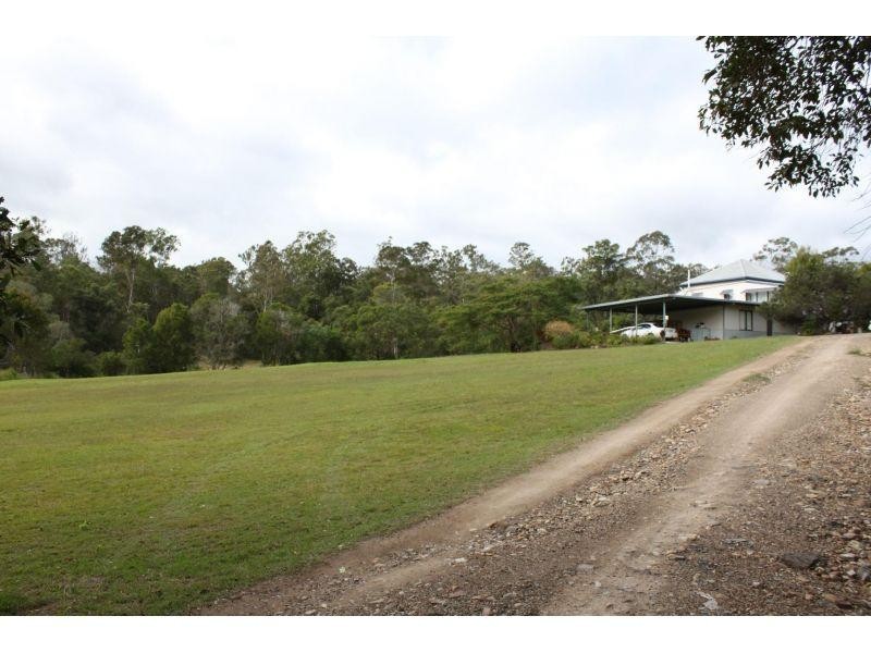30  Gum Tree Road, Araluen QLD 4570