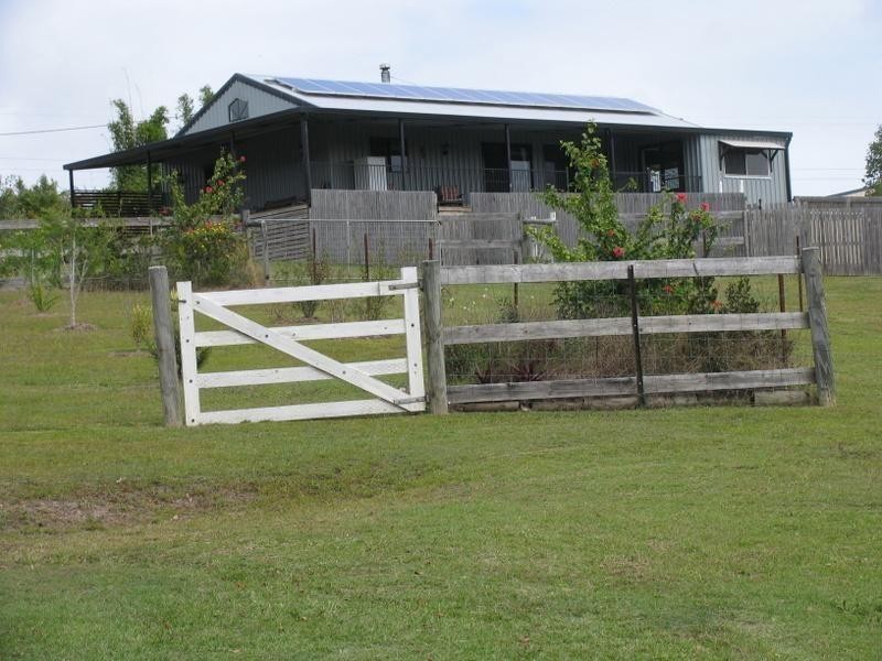 3 Tarragon Road, The Palms QLD 4570