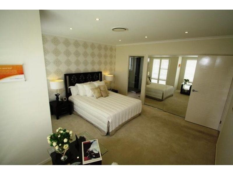 24 Majestic Place, Jones Hill QLD 4570