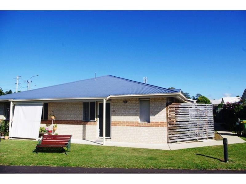 Unit 31 & 32 Oxford Crest, Southside QLD 4570