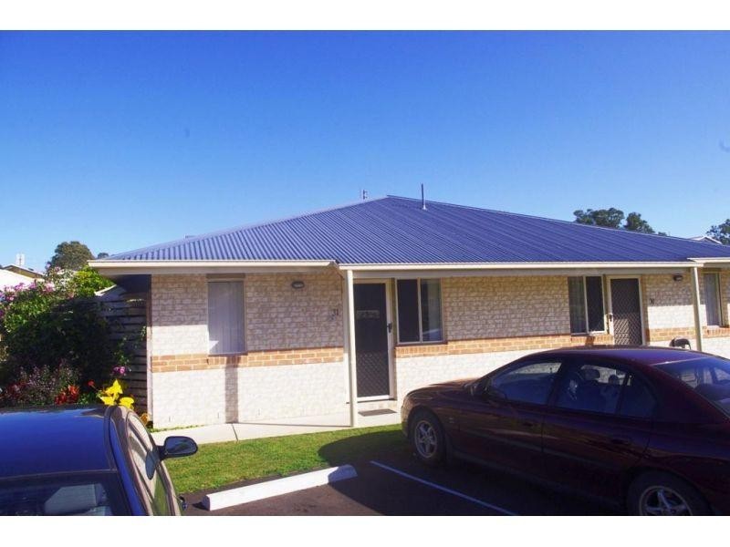 Unit 31 & 32 Oxford Crest, Southside QLD 4570