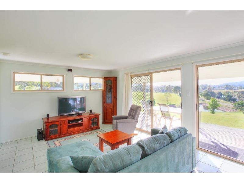 67 Robert Road, Chatsworth QLD 4570