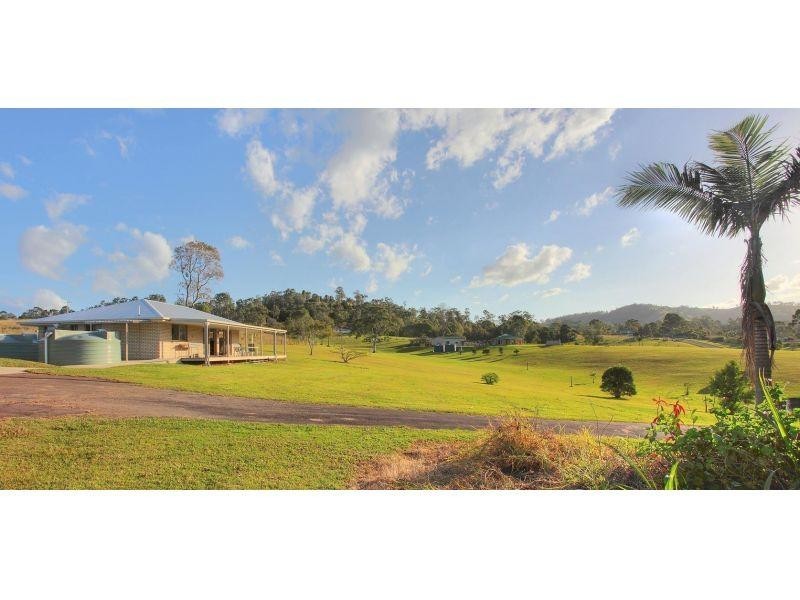 67 Robert Road, Chatsworth QLD 4570