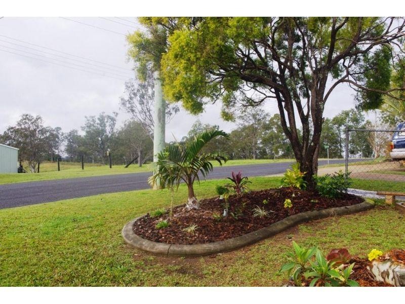 12 Browns Road, Victory Heights QLD 4570