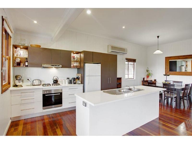 34 Carrington Avenue, Gympie QLD 4570