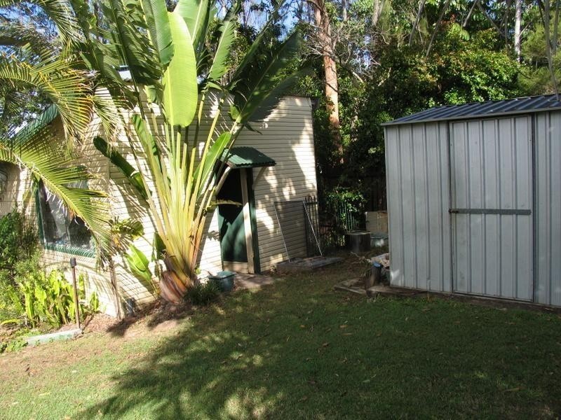 11 Australia Drive, Southside QLD 4570