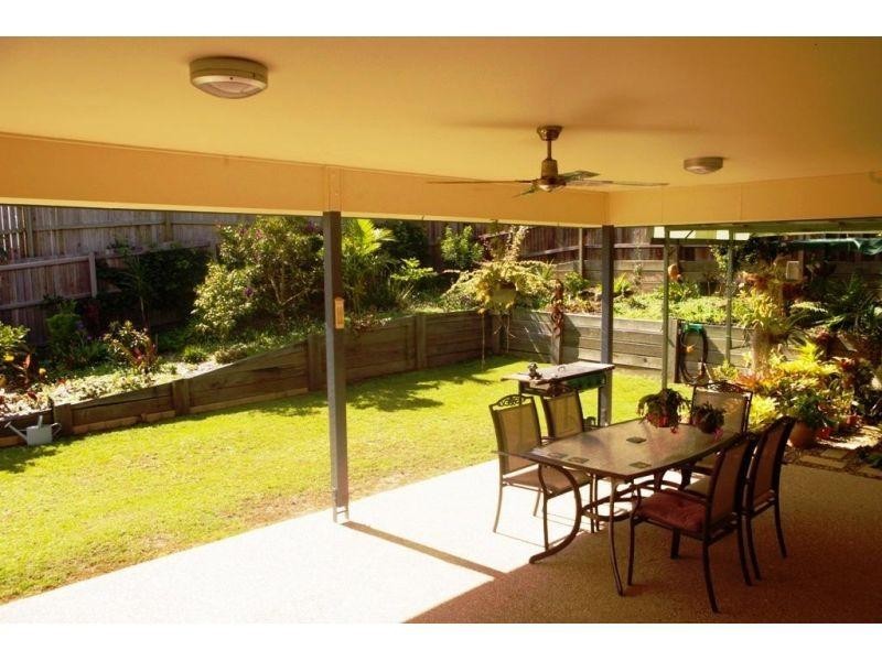 9 Directors Circuit, Jones Hill QLD 4570