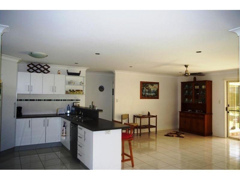 9 Directors Circuit, Jones Hill QLD 4570