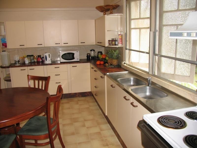 16 Popes Road, Gympie QLD 4570