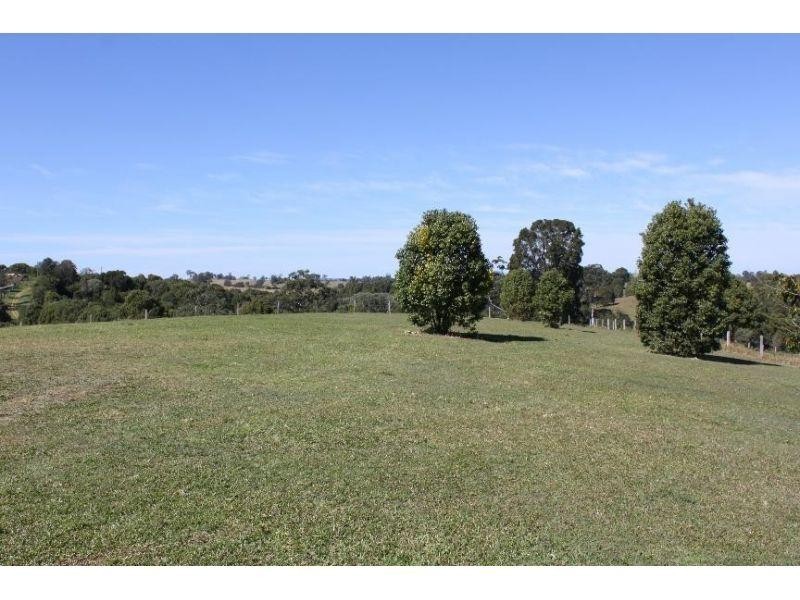 152 Laurel Road, Veteran QLD 4570