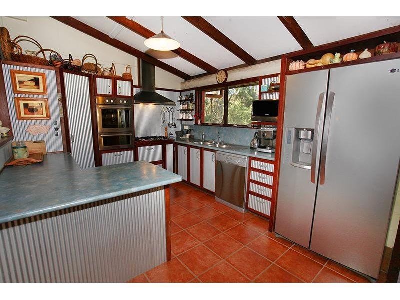 118  Hartwig Road, Mothar Mountain QLD 4570