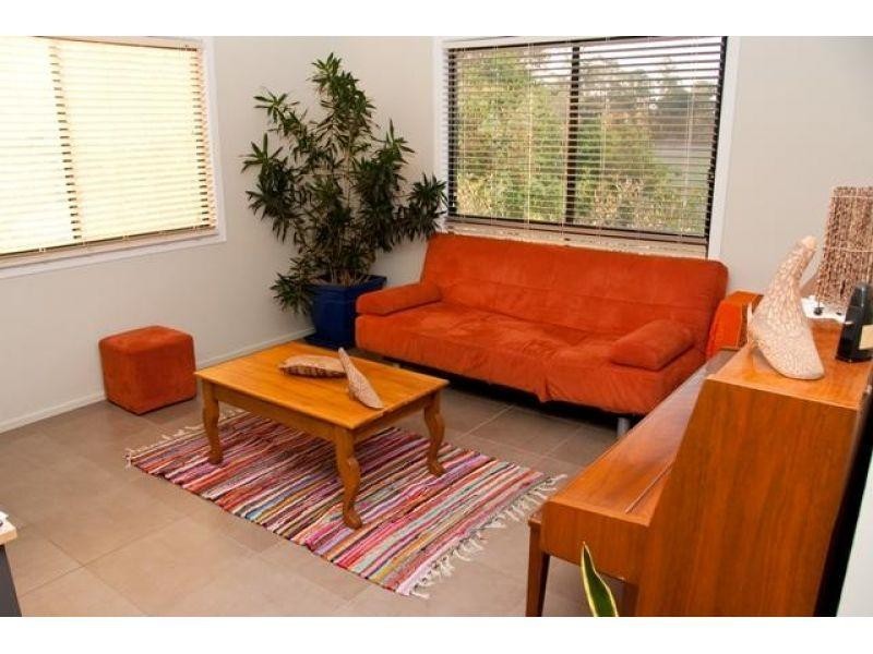 60 Bushland Drive, Southside QLD 4570