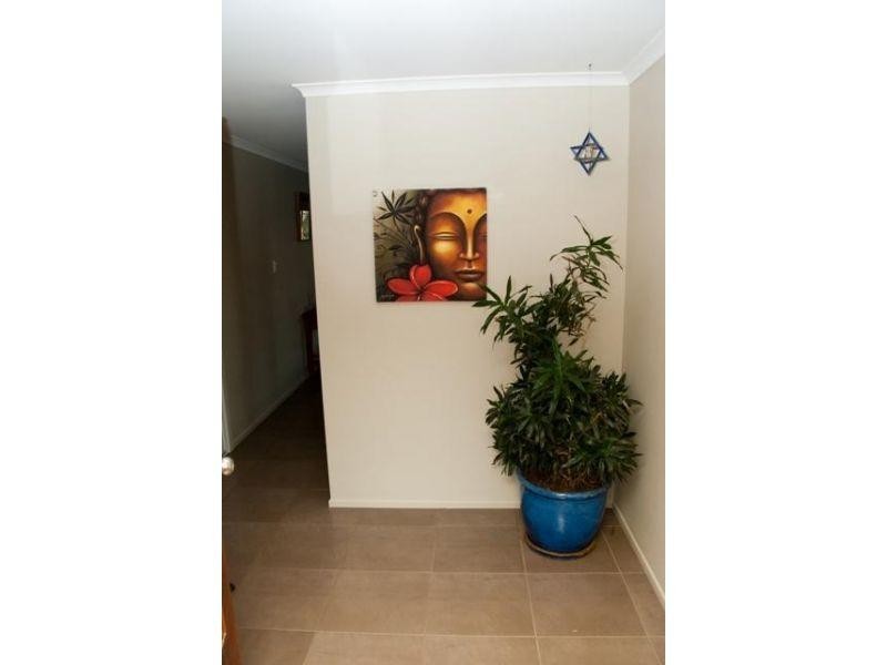 60 Bushland Drive, Southside QLD 4570