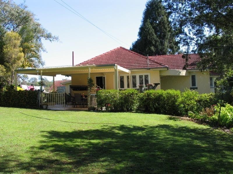 845 Bruce Highway, Chatsworth QLD 4570