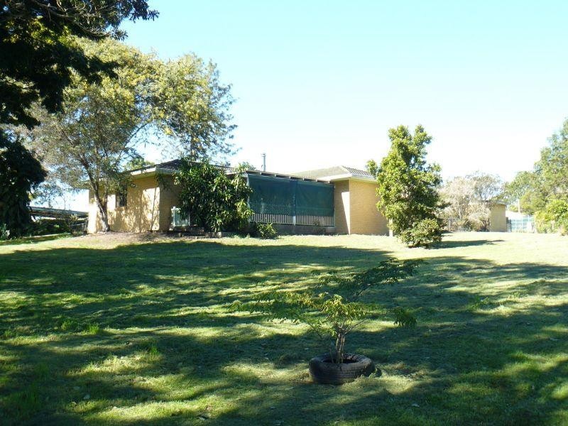 10  Normanby Hill Road, Southside QLD 4570