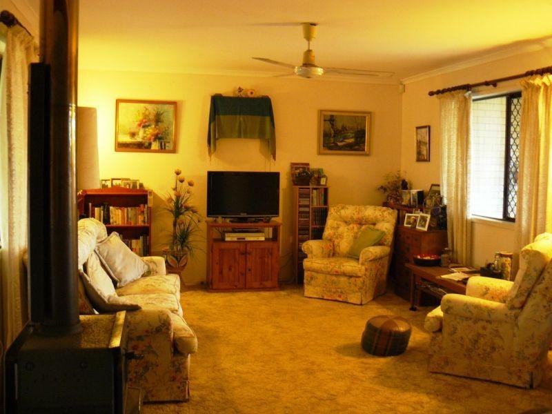 10  Normanby Hill Road, Southside QLD 4570