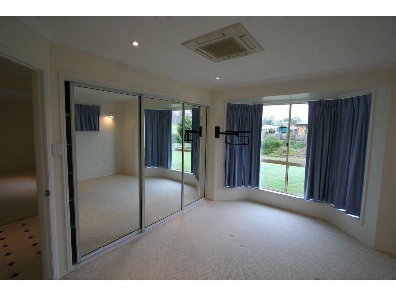 10 Federation Court, Southside QLD 4570
