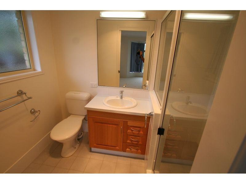10 Federation Court, Southside QLD 4570