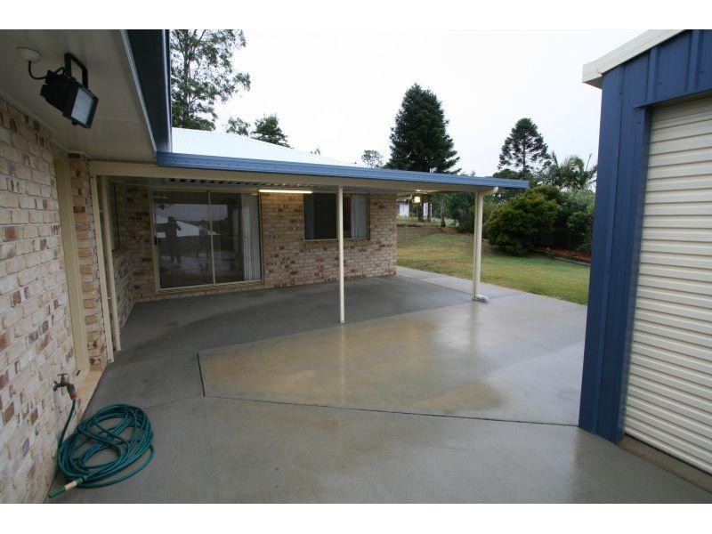 10 Federation Court, Southside QLD 4570
