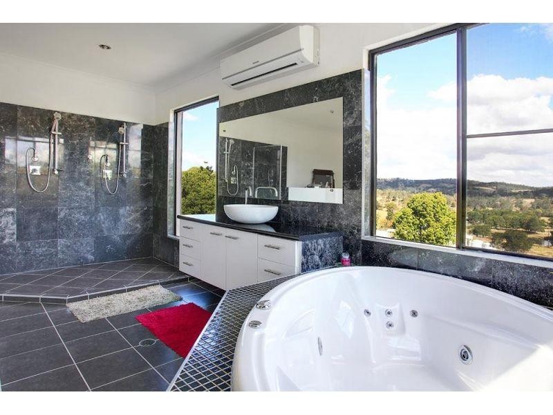 117 Horton Rd, Chatsworth QLD 4570