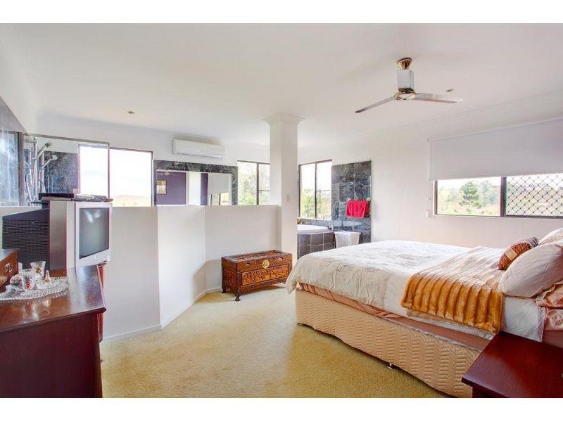 117 Horton Rd, Chatsworth QLD 4570