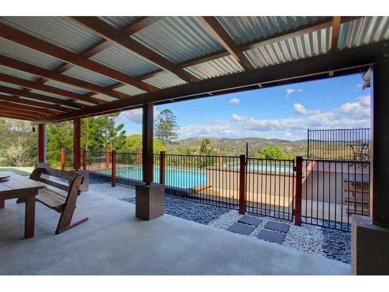 117 Horton Rd, Chatsworth QLD 4570