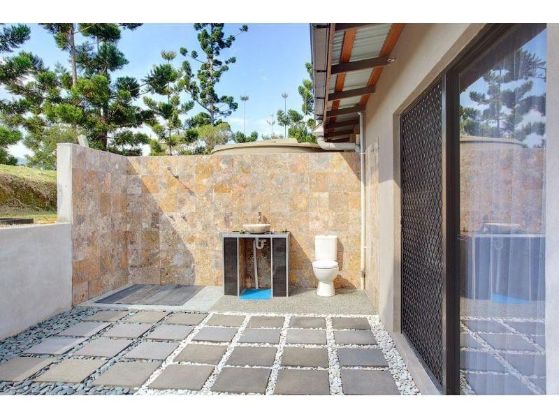 117 Horton Rd, Chatsworth QLD 4570