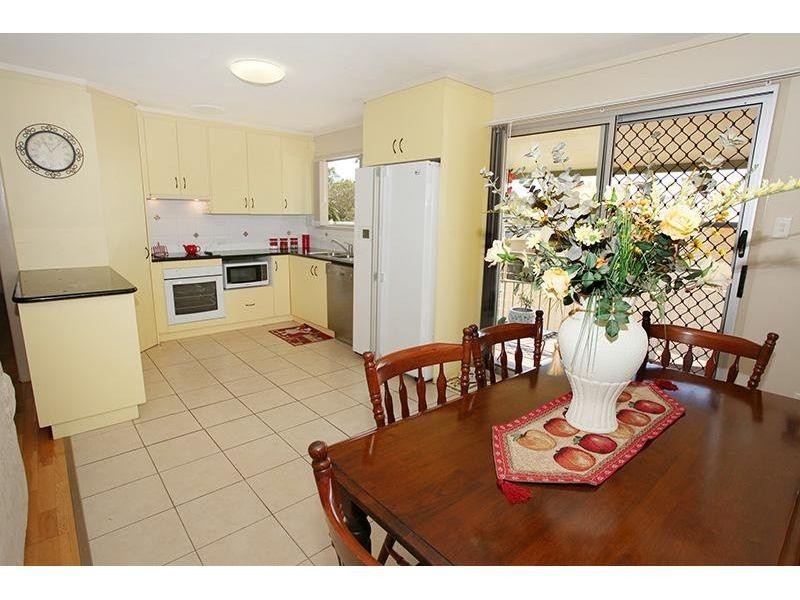 12 Browns Road, Victory Heights QLD 4570