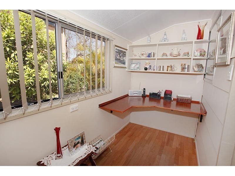 12 Browns Road, Victory Heights QLD 4570