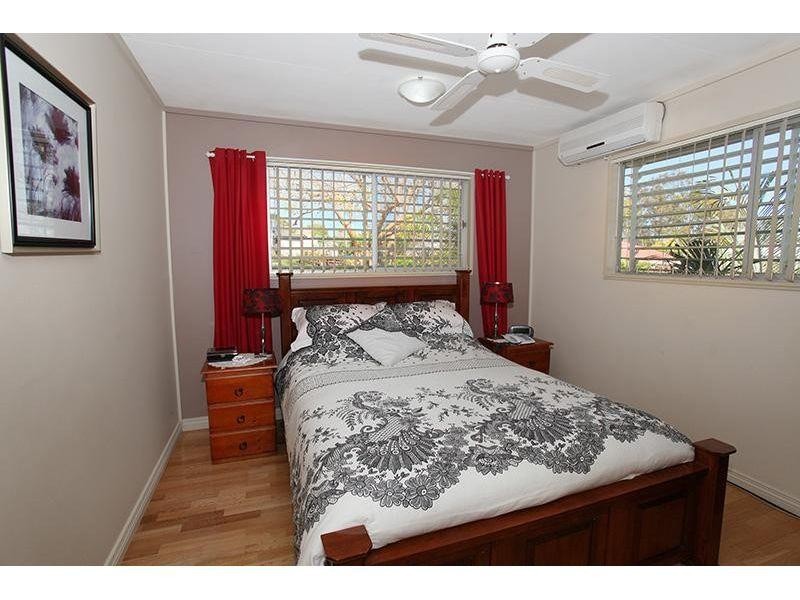 12 Browns Road, Victory Heights QLD 4570