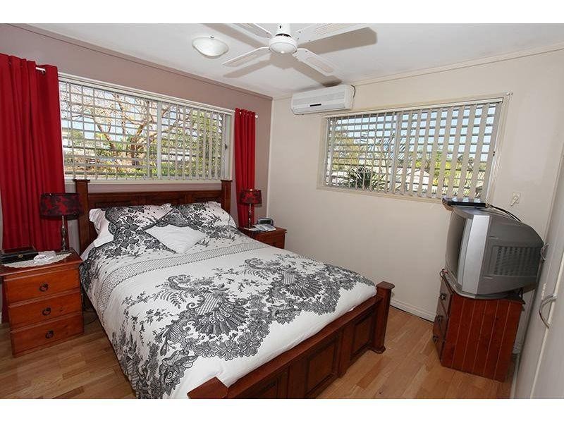 12 Browns Road, Victory Heights QLD 4570