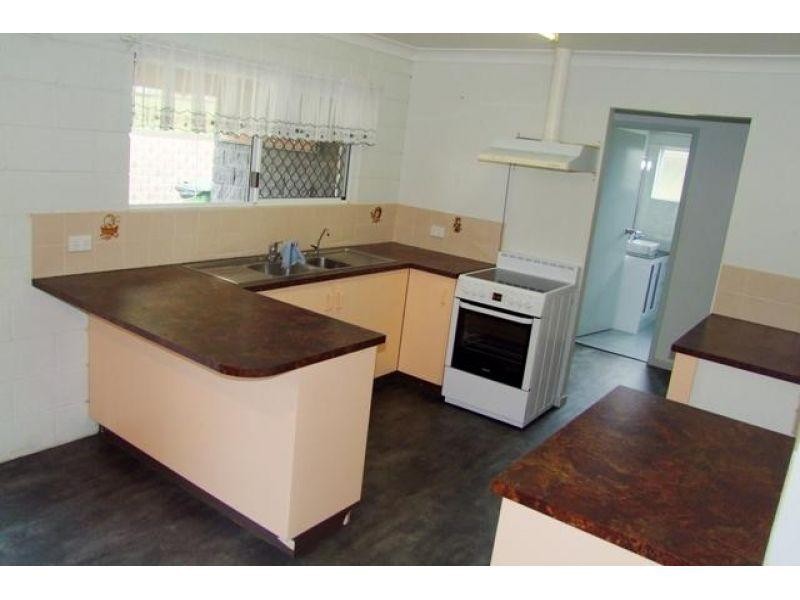 29 Groundwater rd, Southside QLD 4570