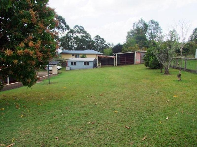 29 Groundwater rd, Southside QLD 4570