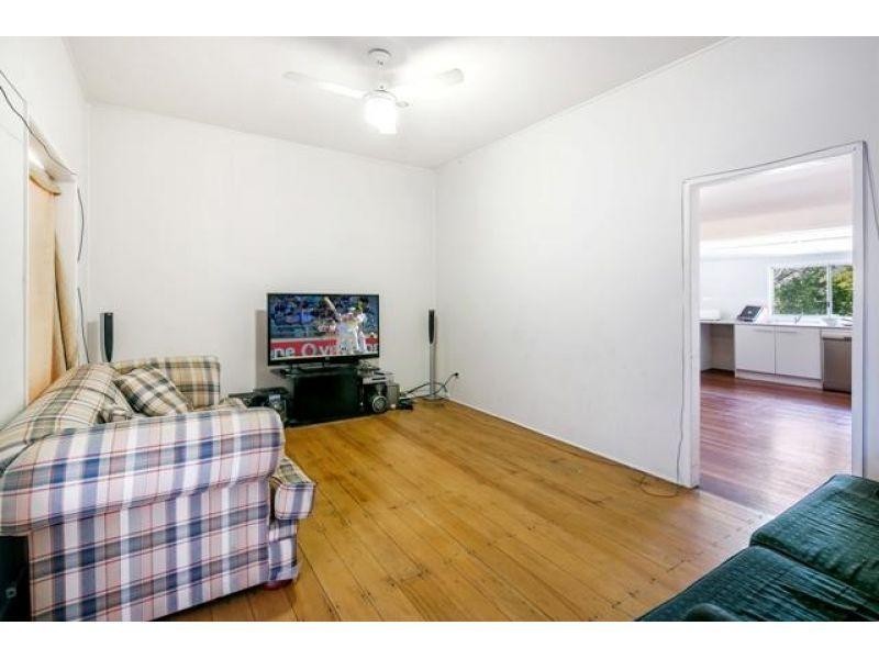 49 Hilton Rd, Gympie QLD 4570