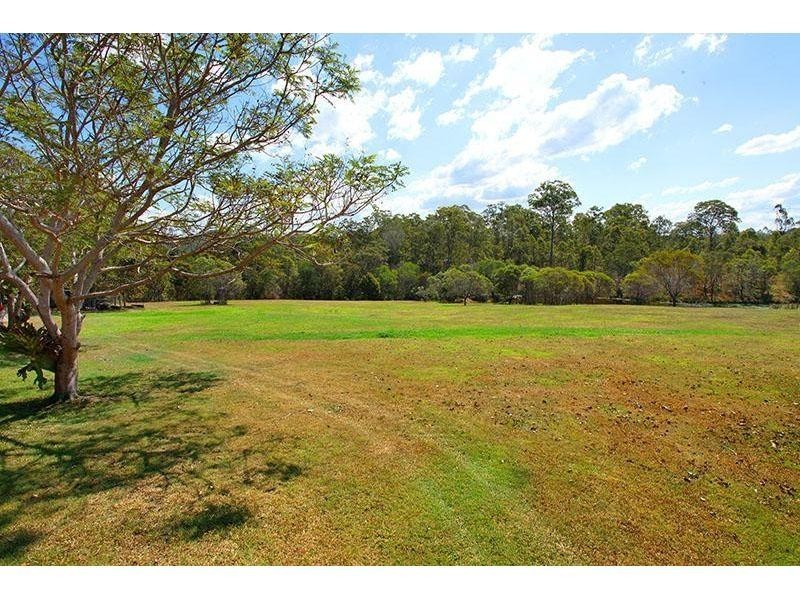 81 Fraser Road, Araluen QLD 4570