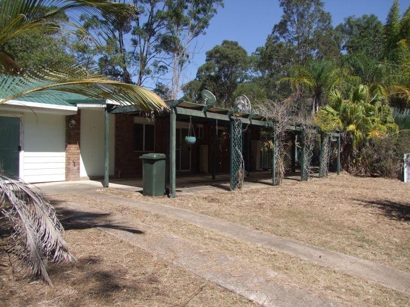 33 Harvey Rd, Glenwood QLD 4570